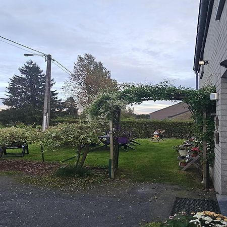 Cozy Apartment In Paliseul With Garden Carlsbourg Zewnętrze zdjęcie