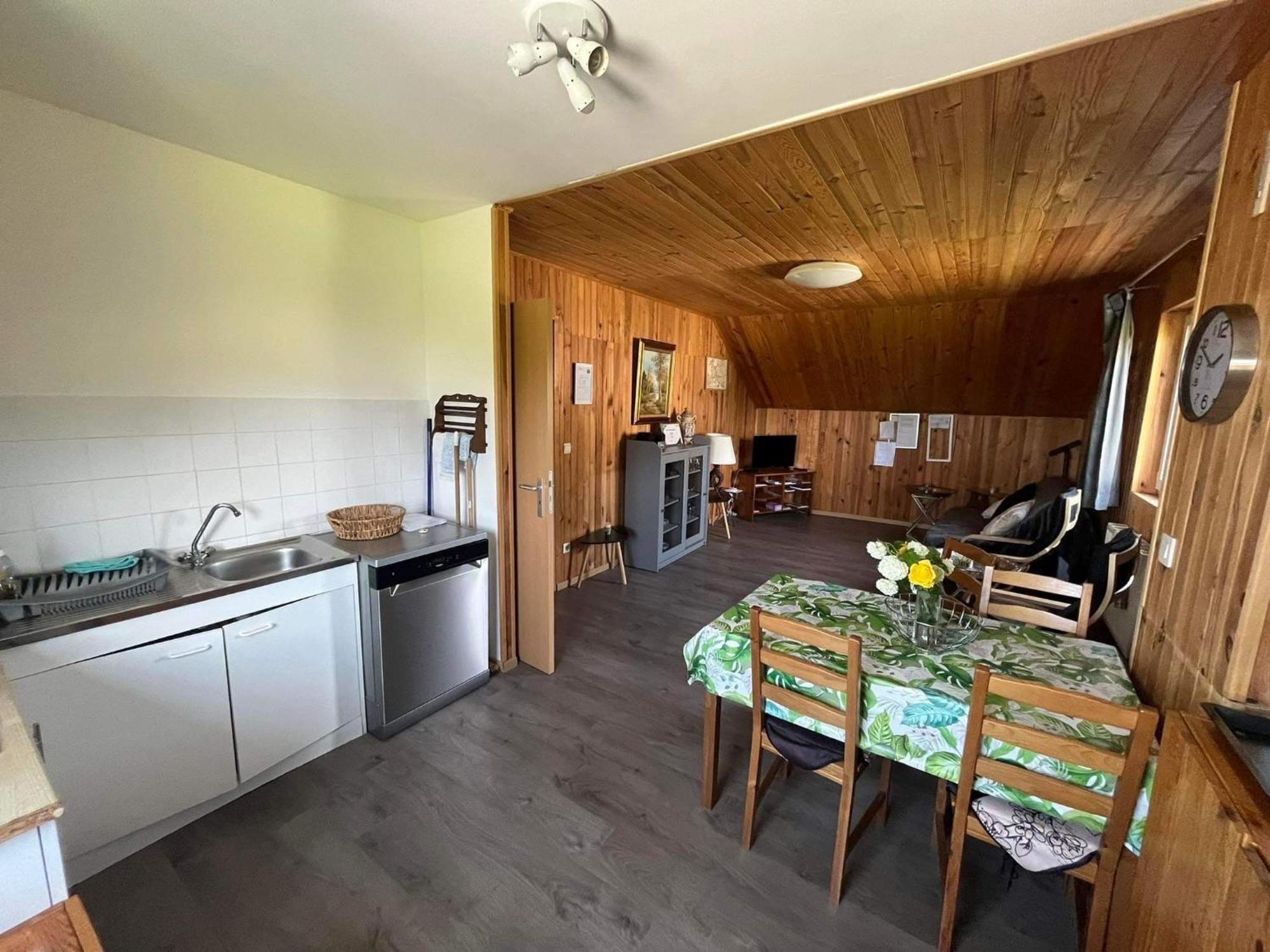 Cozy Apartment In Paliseul With Garden Carlsbourg Zewnętrze zdjęcie