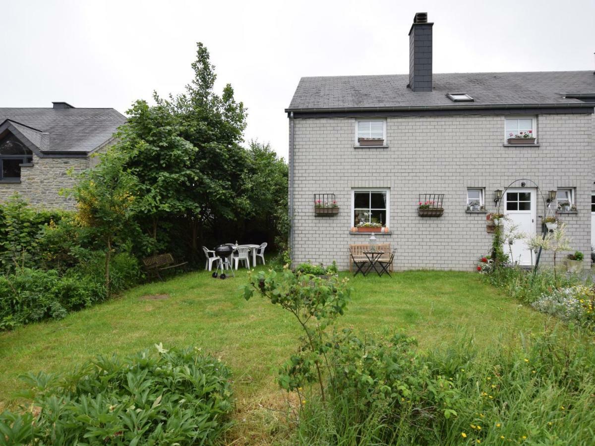 Cozy Apartment In Paliseul With Garden Carlsbourg Zewnętrze zdjęcie